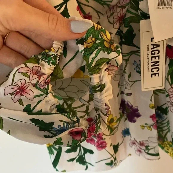 L'agence Elena Off-The-Shoulder 100% Silk Blouse White Multi Botanical Floral XS - Picture 9 of 13